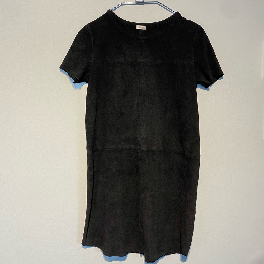 🛍️ 4 for 20$ - Garage Faux Suede T-Shirt Dress / Black / XS